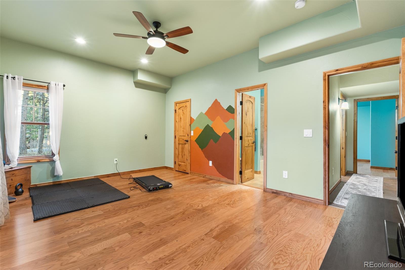 1485 Gore Circle Larkspur CO 80118