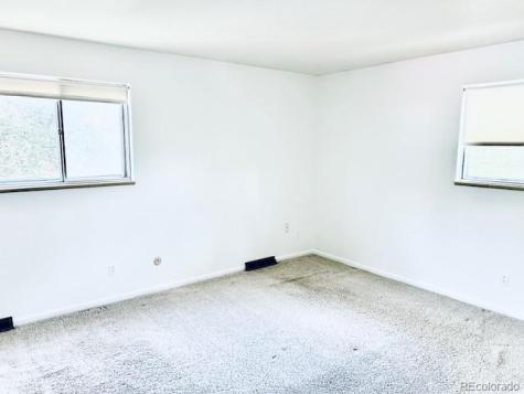 2352 S Holland Street Lakewood CO 80227