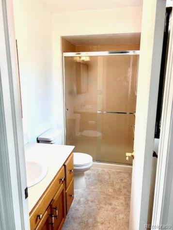 2352 S Holland Street Lakewood CO 80227