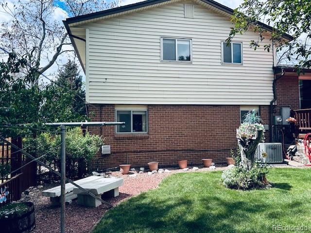 2352 S Holland Street Lakewood CO 80227