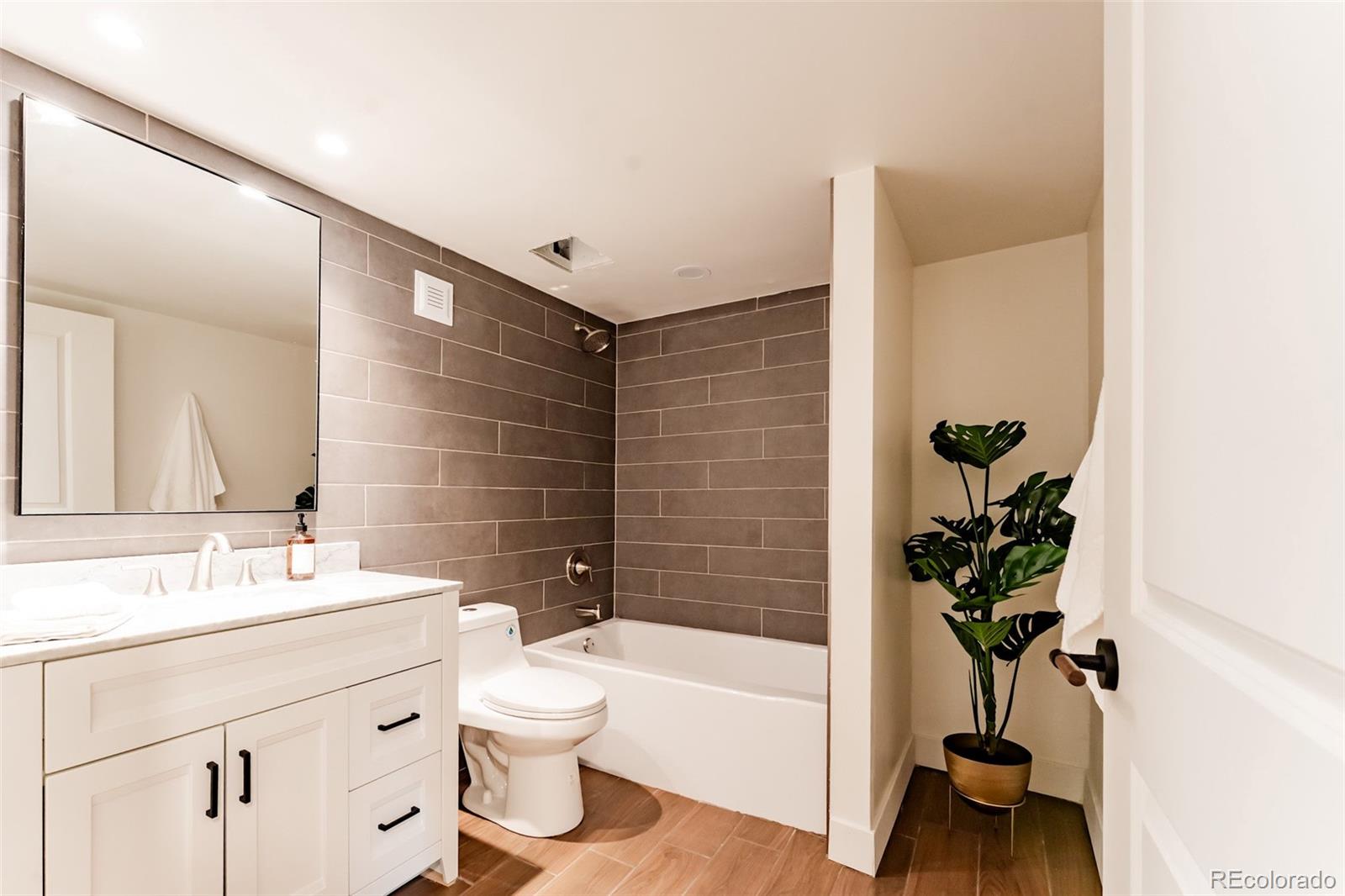 4540 W Alaska Place Denver CO 80219