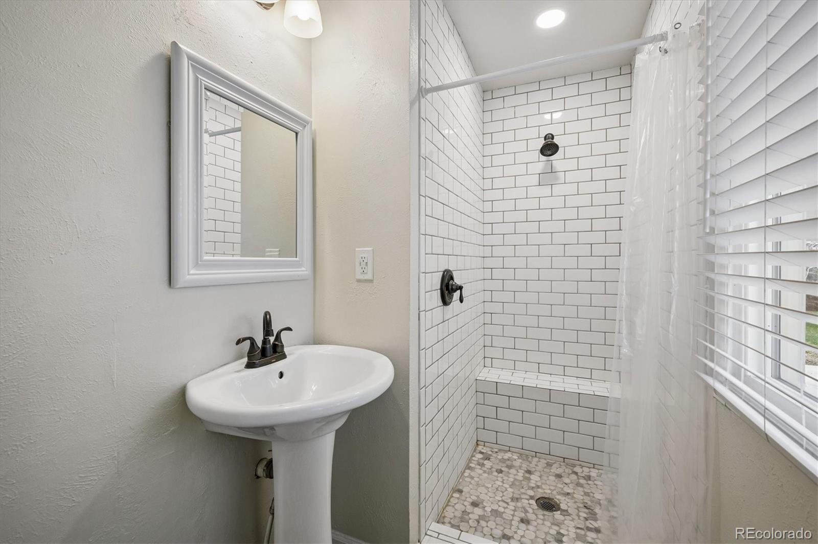 7937 W Chestnut Drive Littleton CO 80128