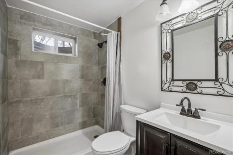 7937 W Chestnut Drive Littleton CO 80128