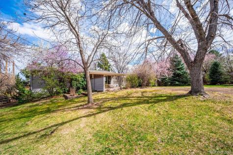 7937 W Chestnut Drive Littleton CO 80128