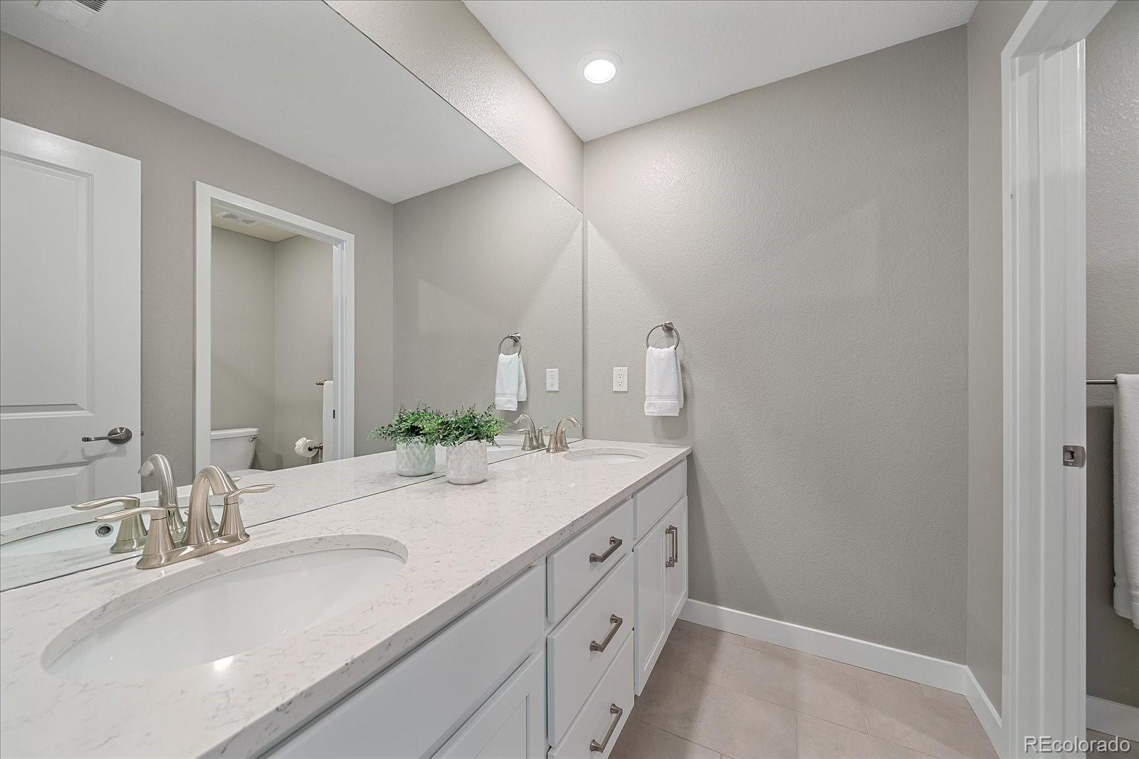 23164 E Piccolo Drive Aurora CO 80016