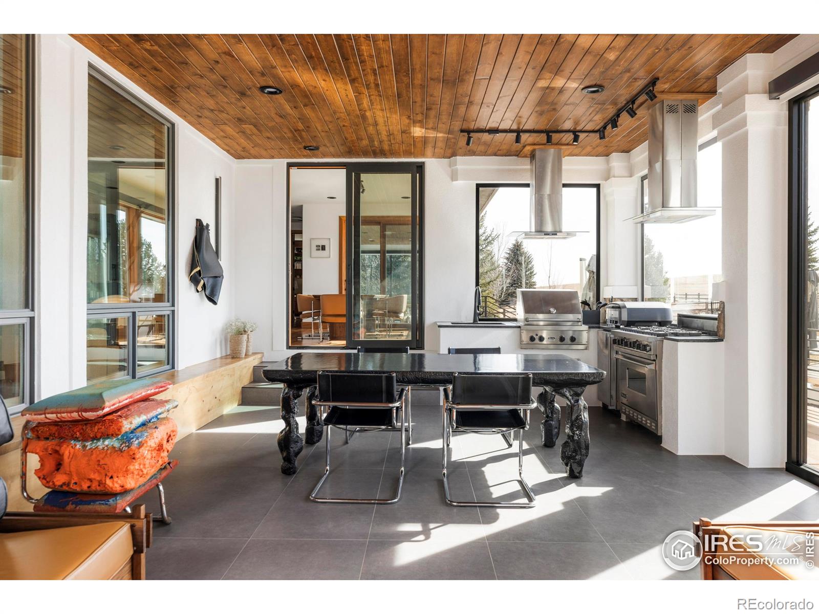 8906 Little Raven Trail Niwot CO 80503