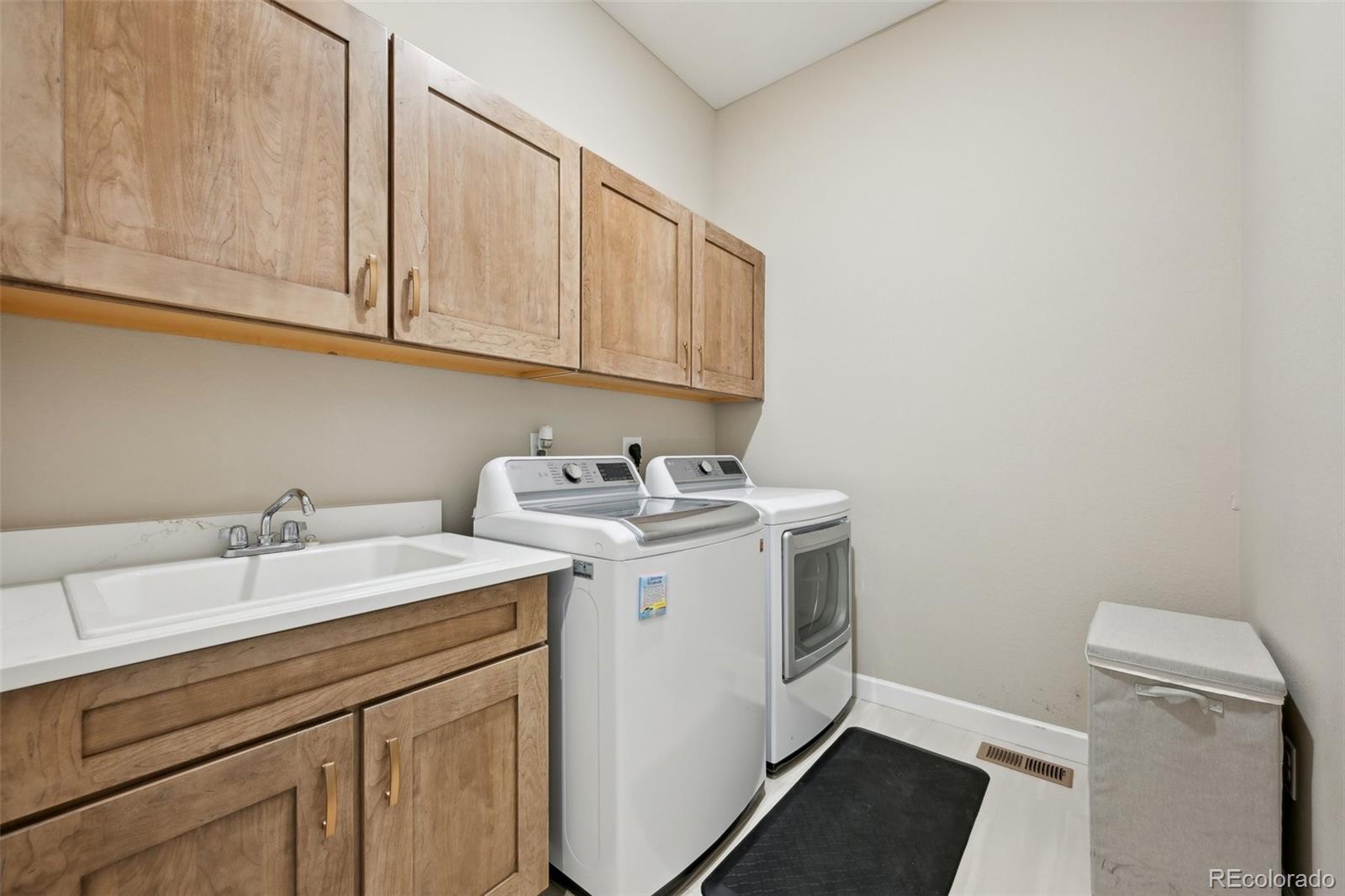 6980 S Yantley Court Aurora CO 80016
