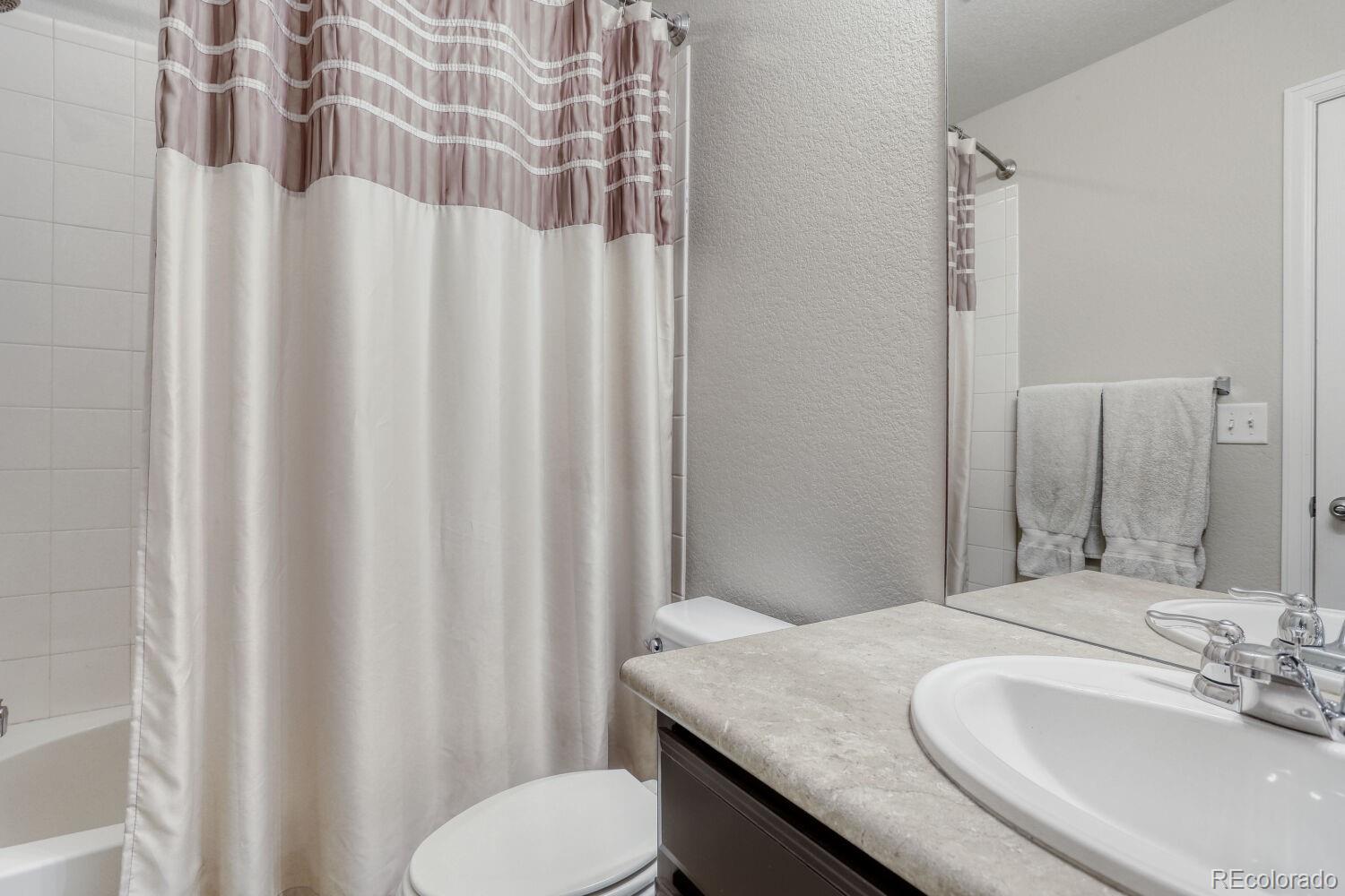 2116 Addie Rose Lane Longmont CO 80501