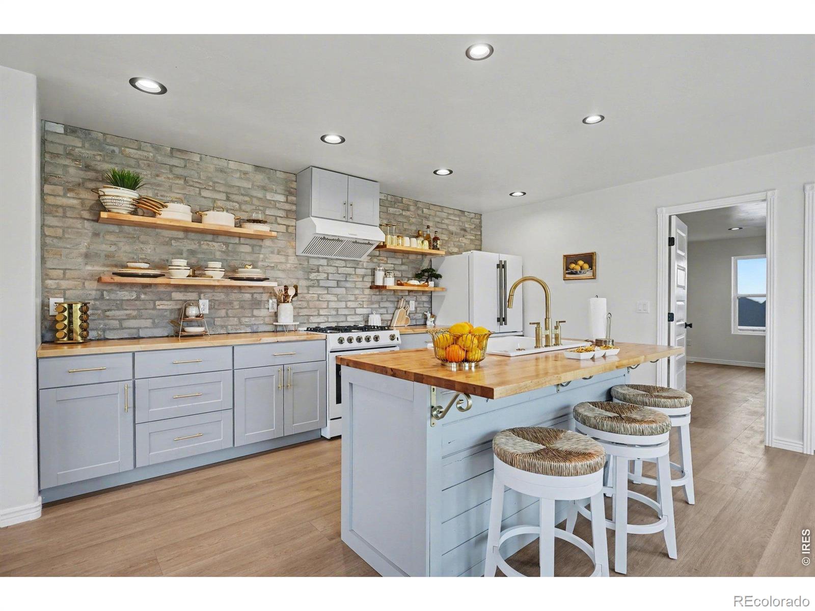 125 6th Street Dacono CO 80514