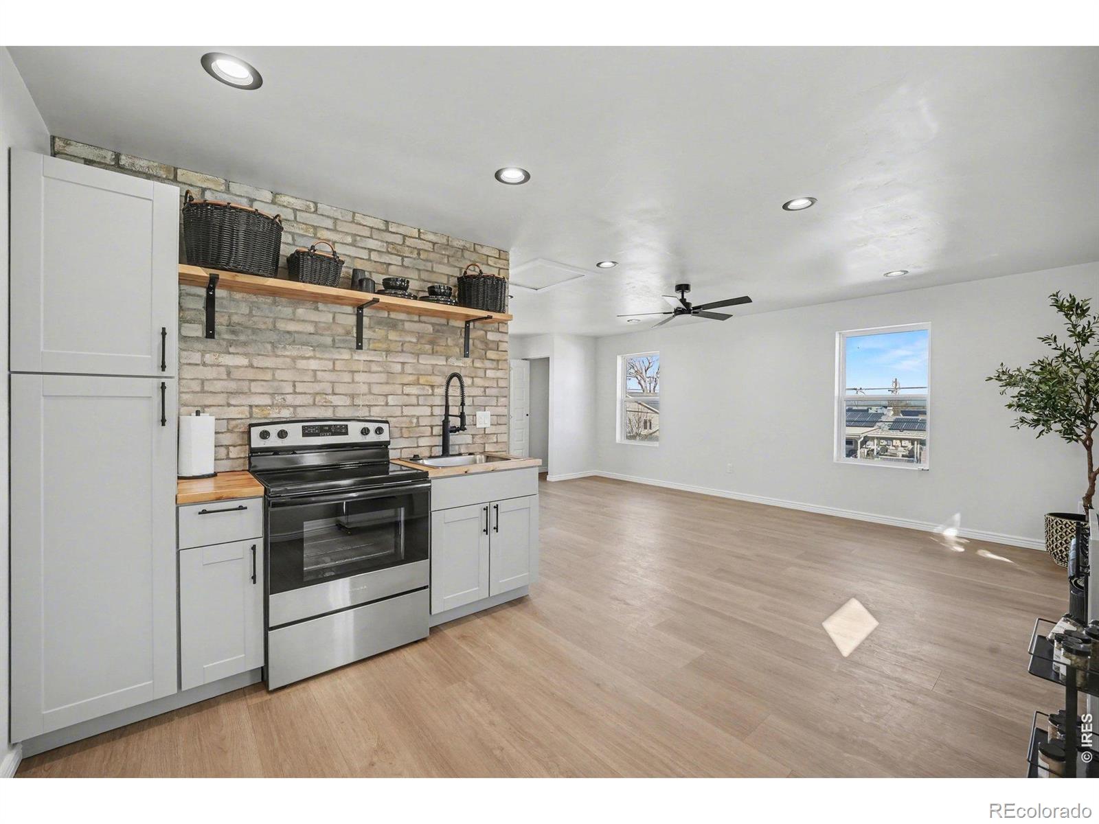 125 6th Street Dacono CO 80514