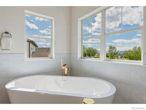 8467 Annapolis Drive Windsor CO 80528