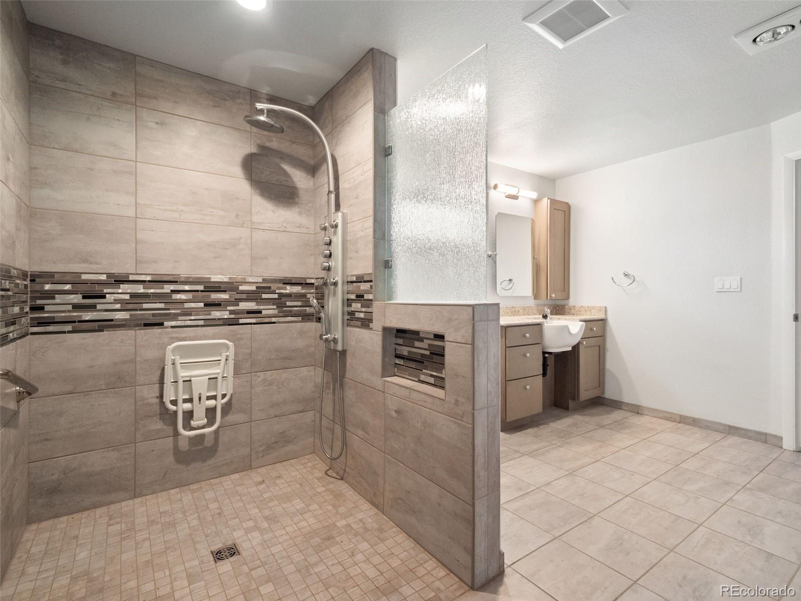 8415 W 80th Avenue Arvada CO 80005