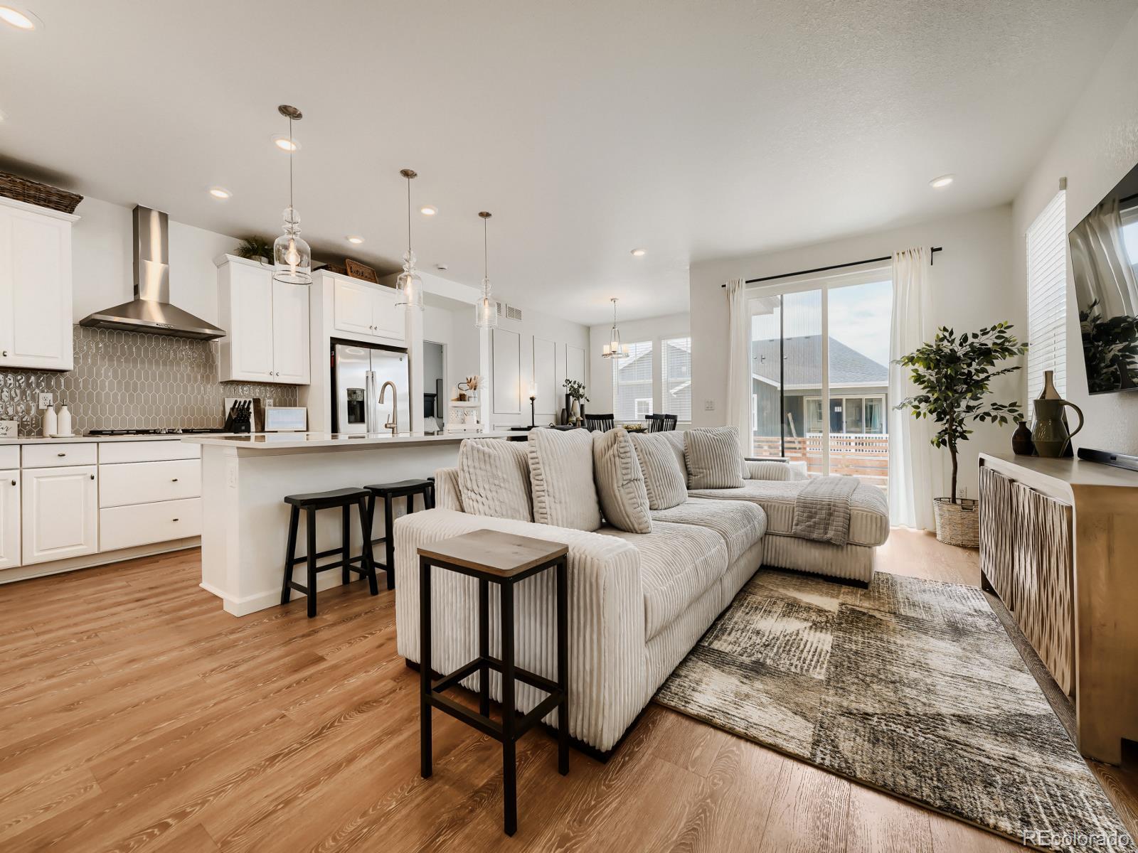 23966 E River Front Drive Aurora CO 80019