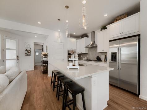 23966 E River Front Drive Aurora CO 80019