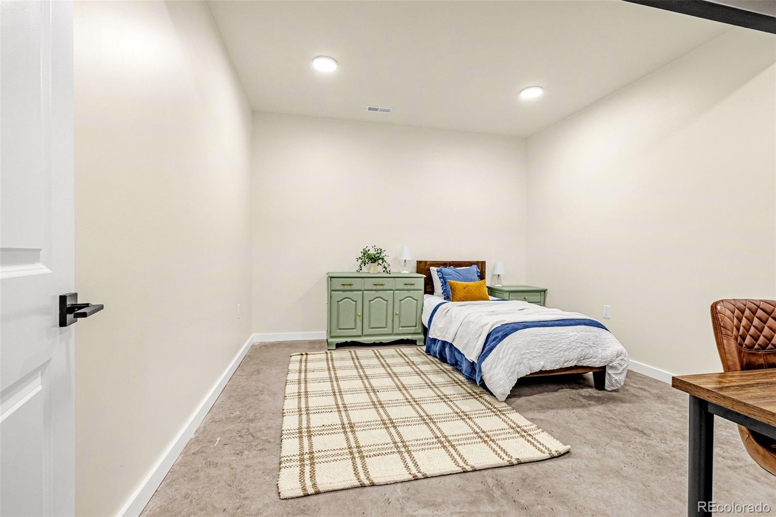 16860 Thompson Road Colorado Springs CO 80908