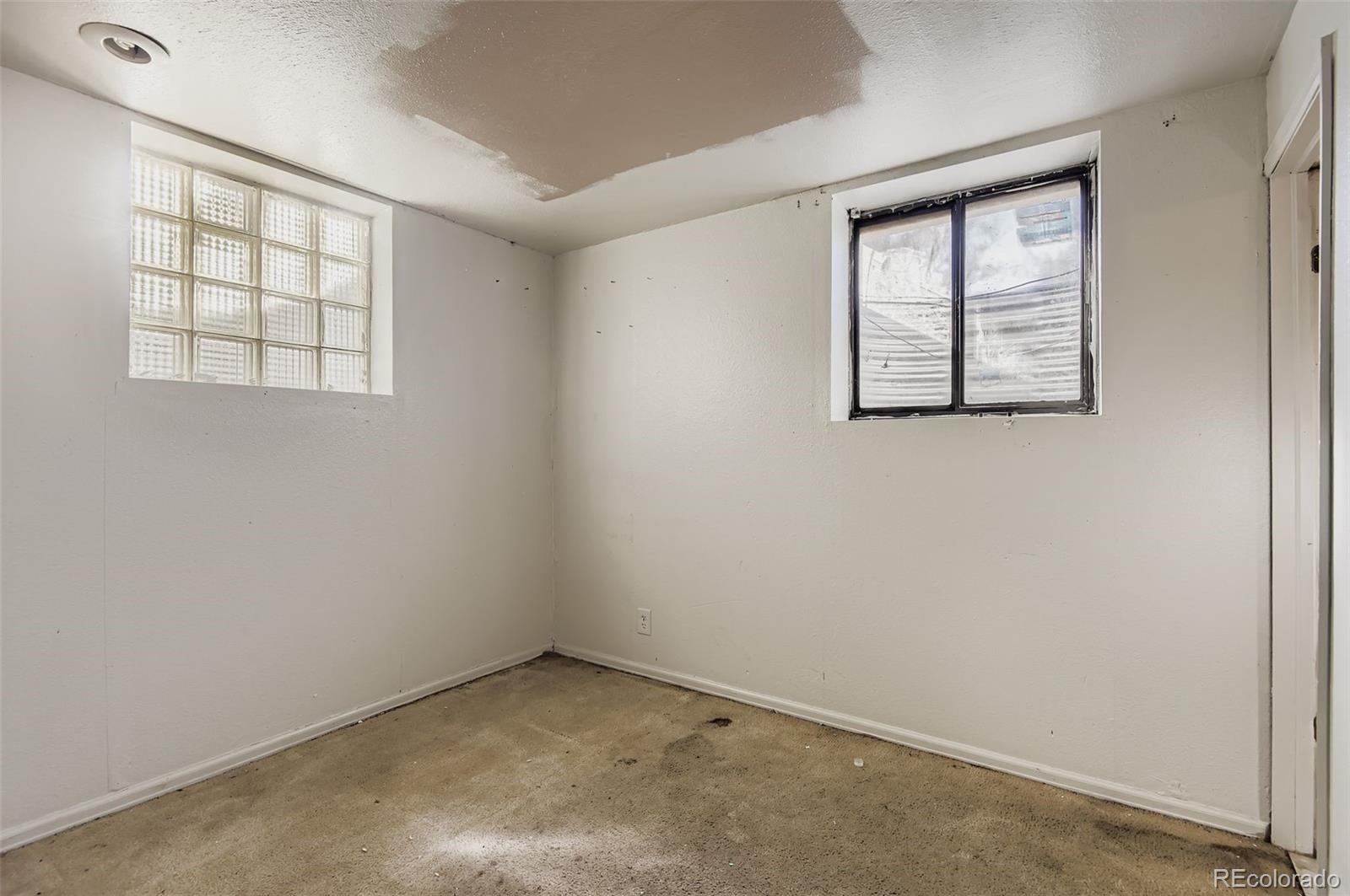 1967 Macon Street Aurora CO 80010