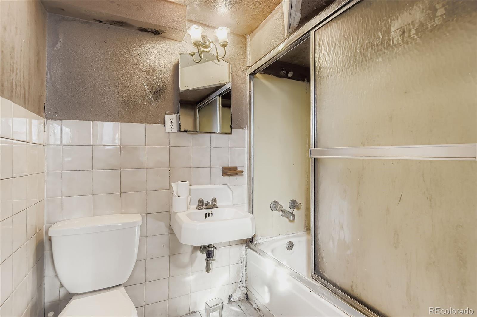 1967 Macon Street Aurora CO 80010