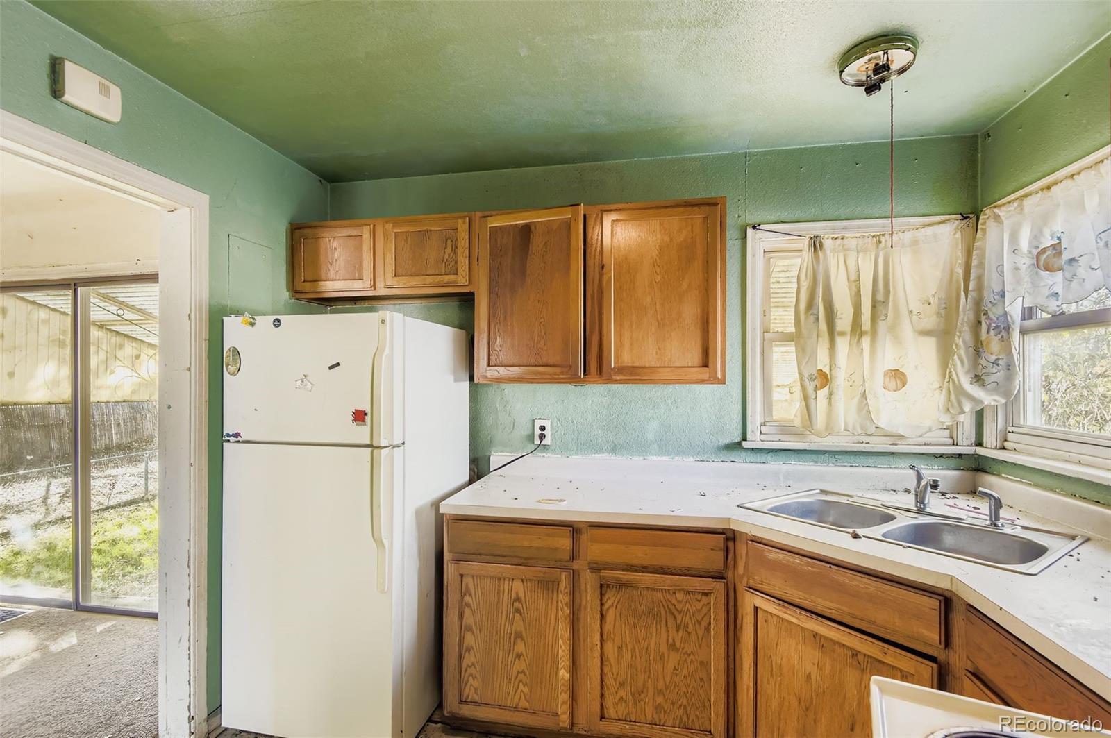 1967 Macon Street Aurora CO 80010