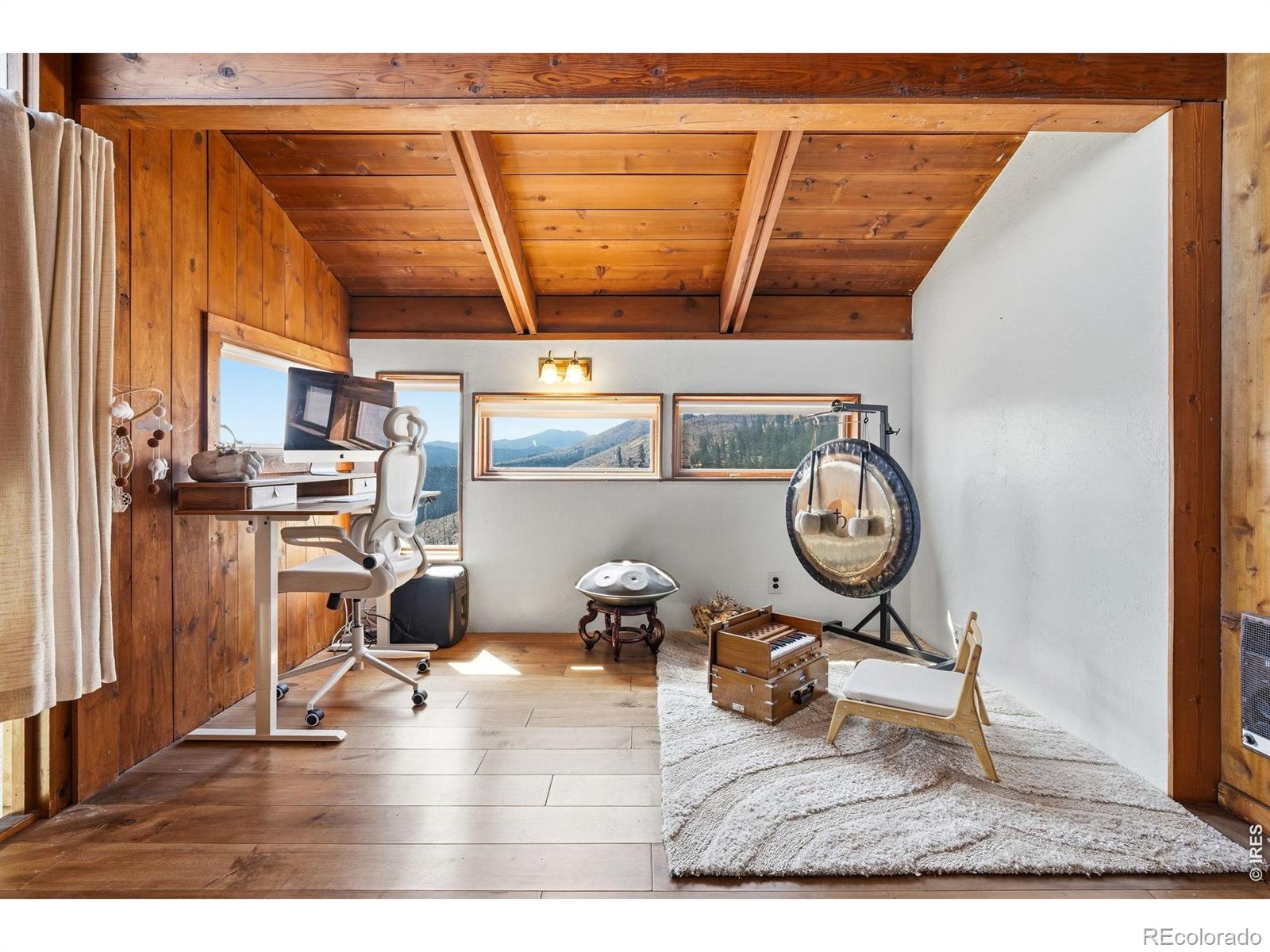 393 Dixon Road Boulder CO 80302