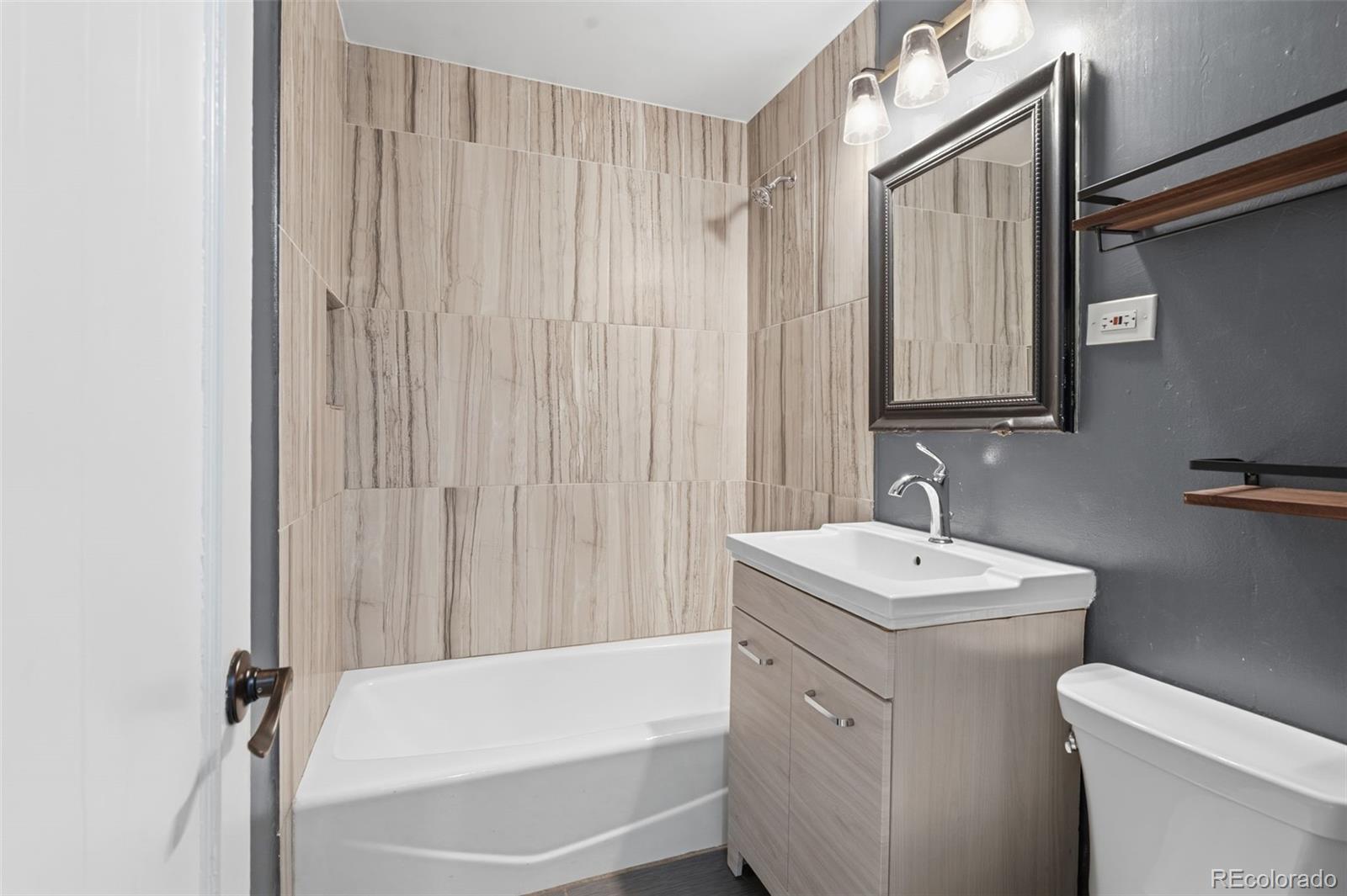 3460 E Nielsen Lane Denver CO 80210