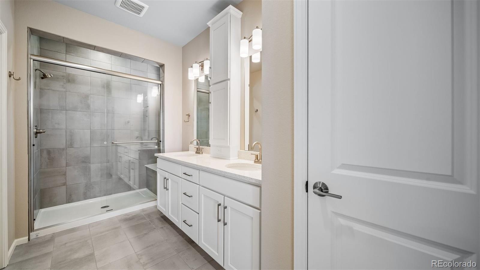5034 N Tempe Street Aurora CO 80019