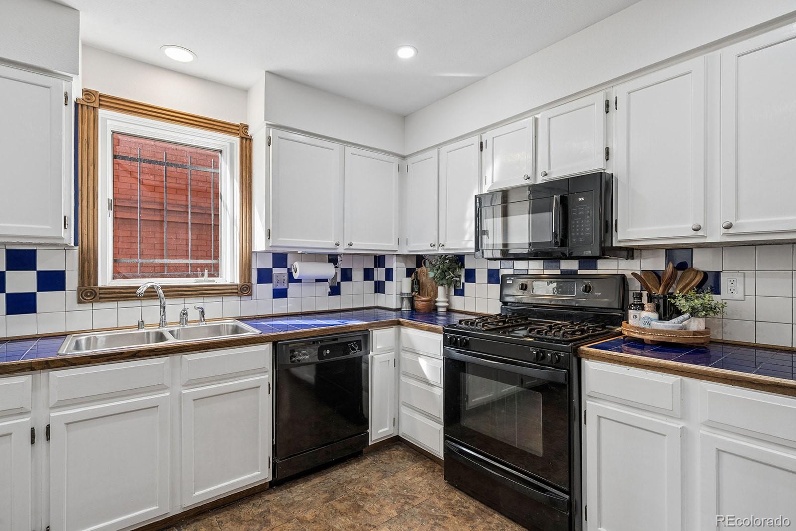 2144 N Franklin Street Denver CO 80205