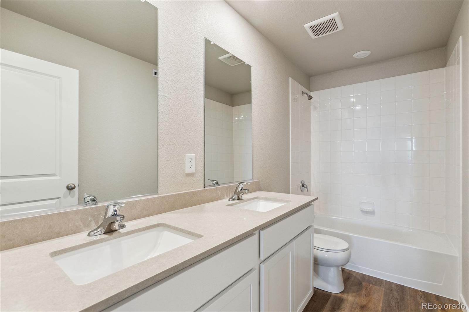 48260 Shetland Drive Bennett CO 80102