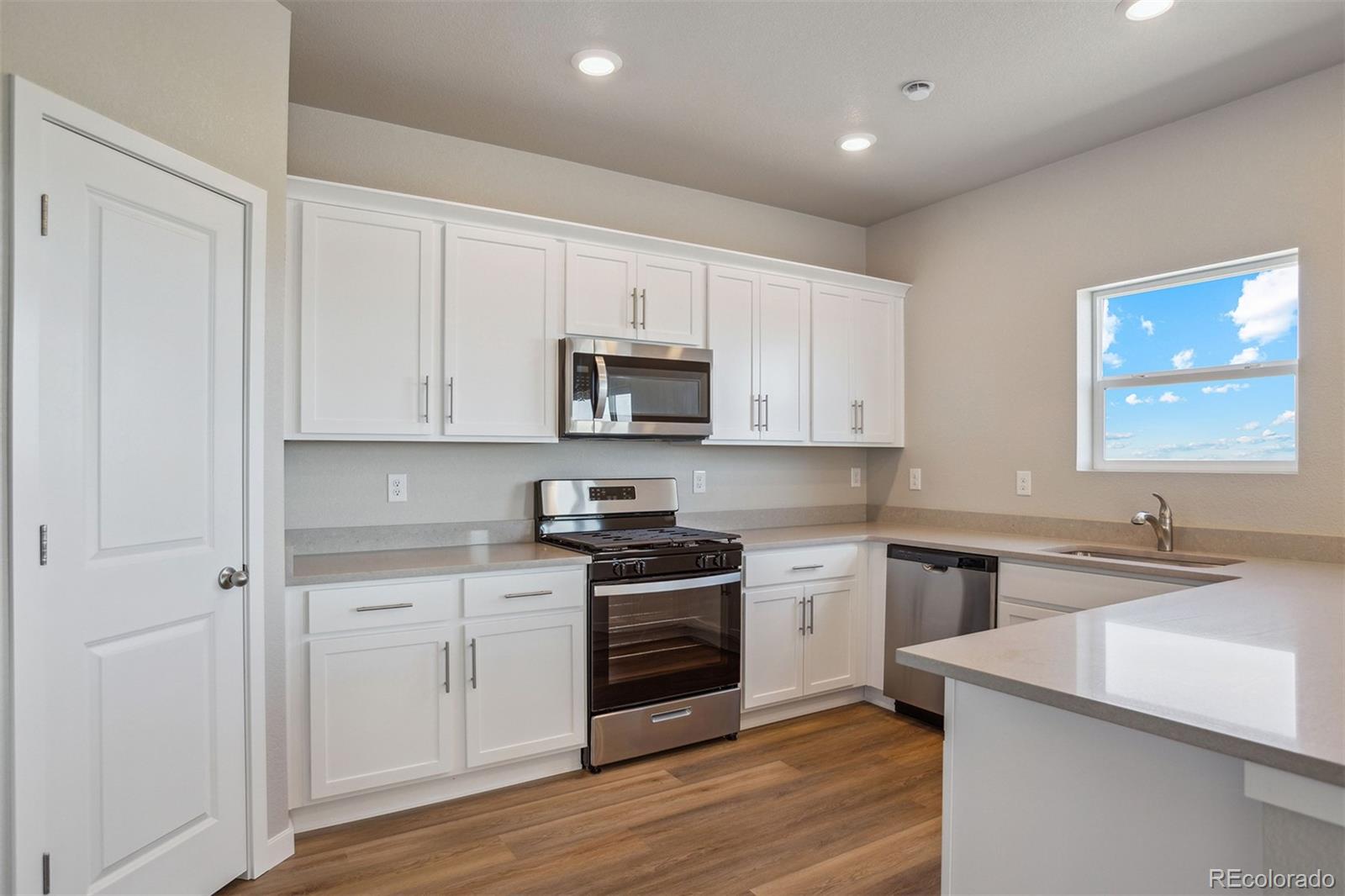 48260 Shetland Drive Bennett CO 80102