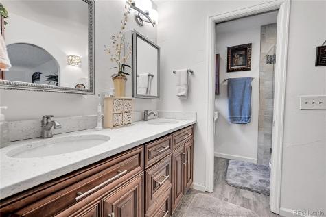 6056 S Coventry Lane E Littleton CO 80123