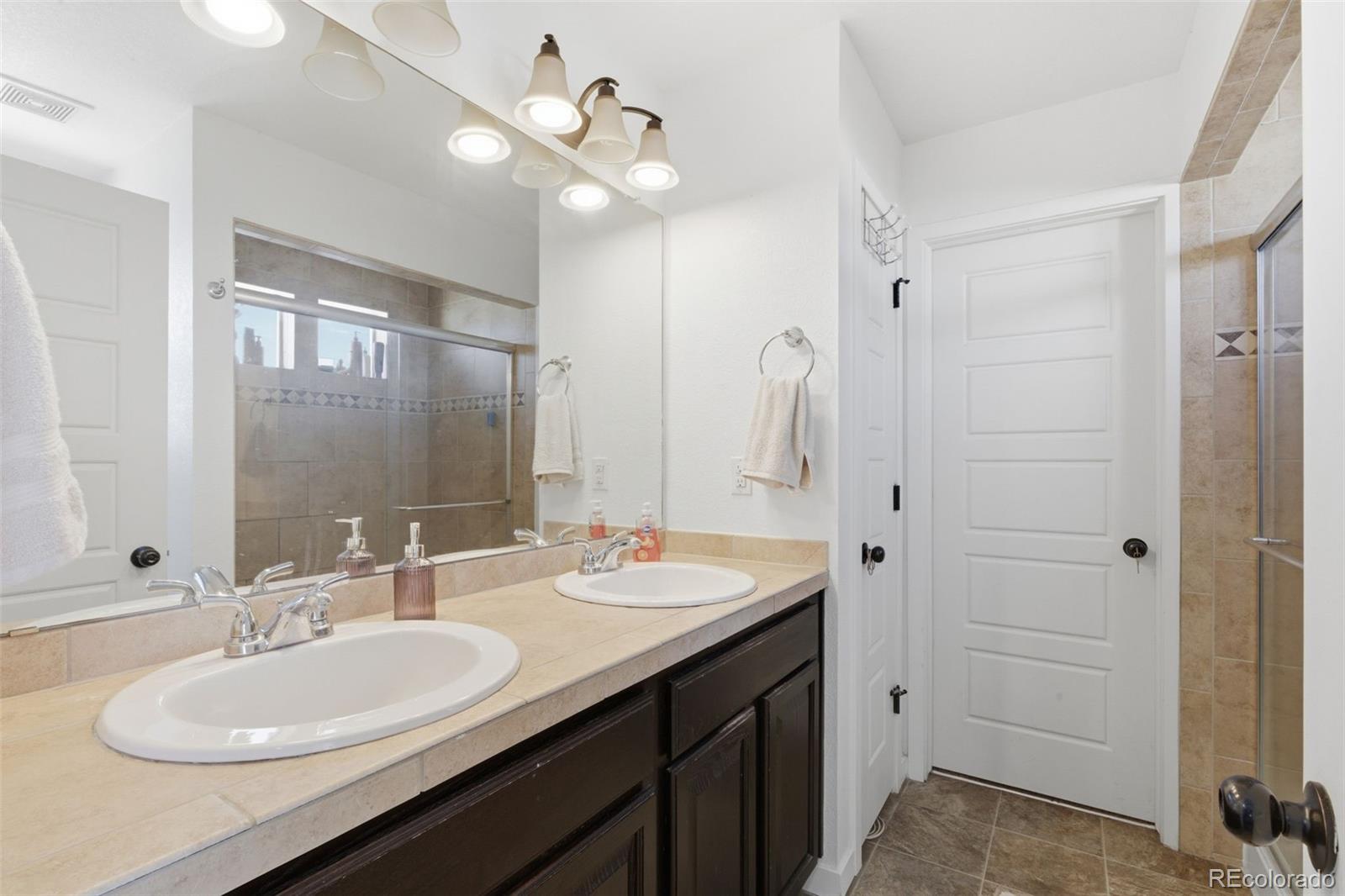 5027 N Andes Way Denver CO 80249