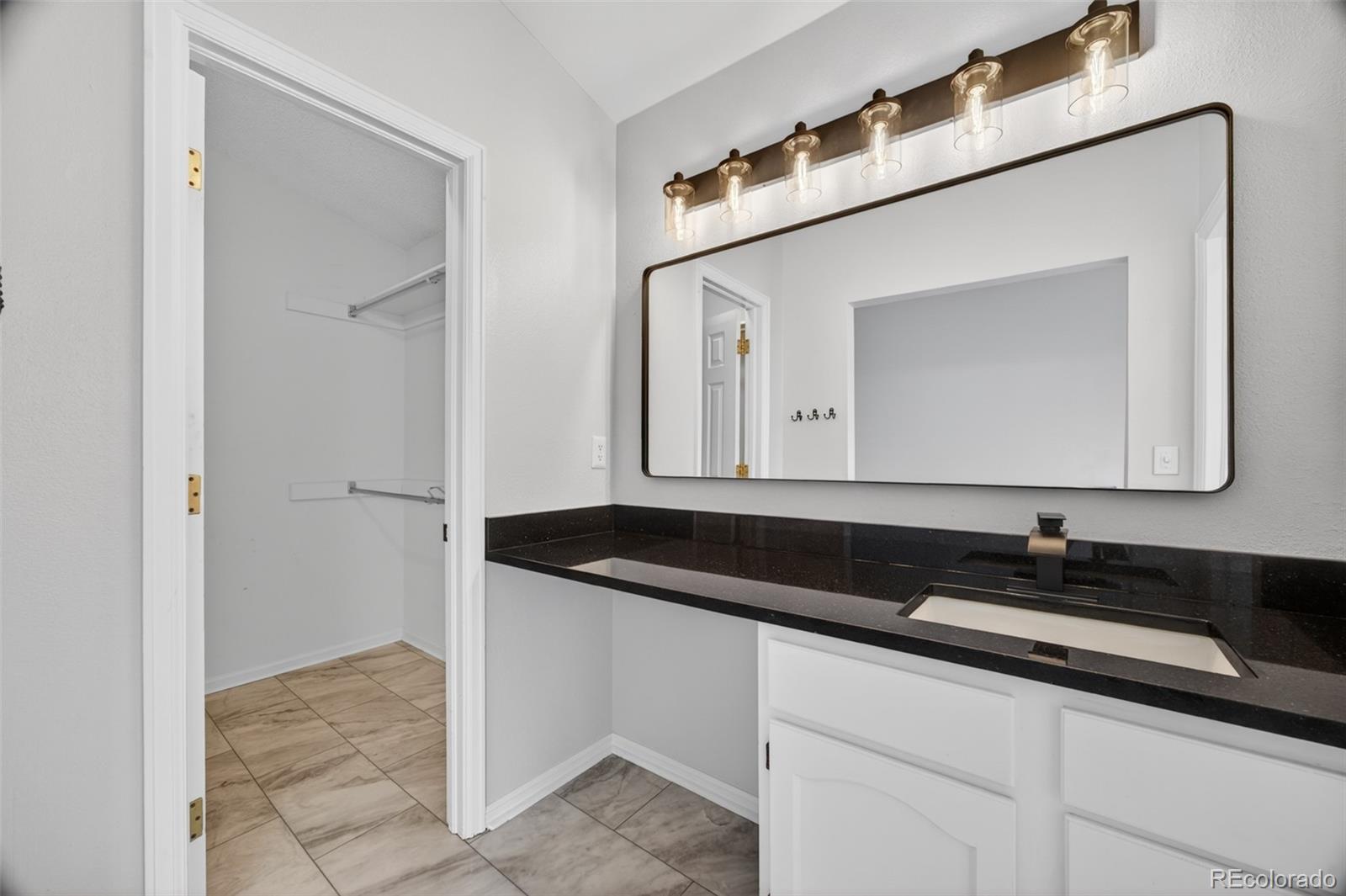 2284 S Kingston Court Aurora CO 80014