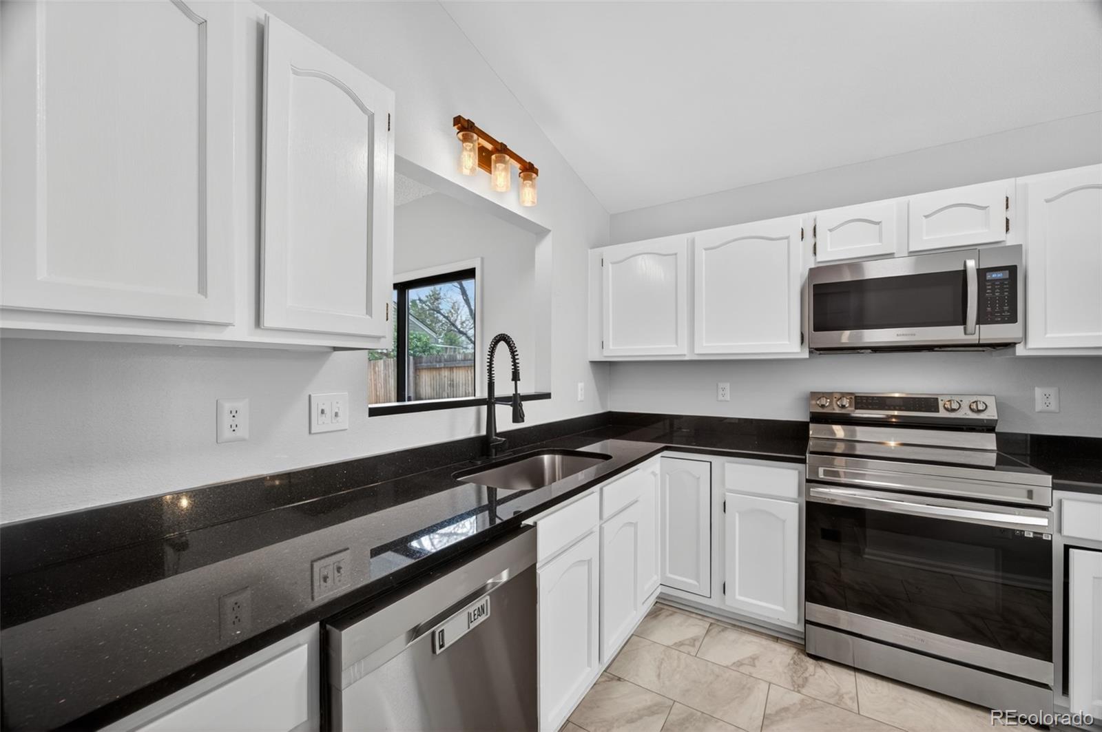 2284 S Kingston Court Aurora CO 80014