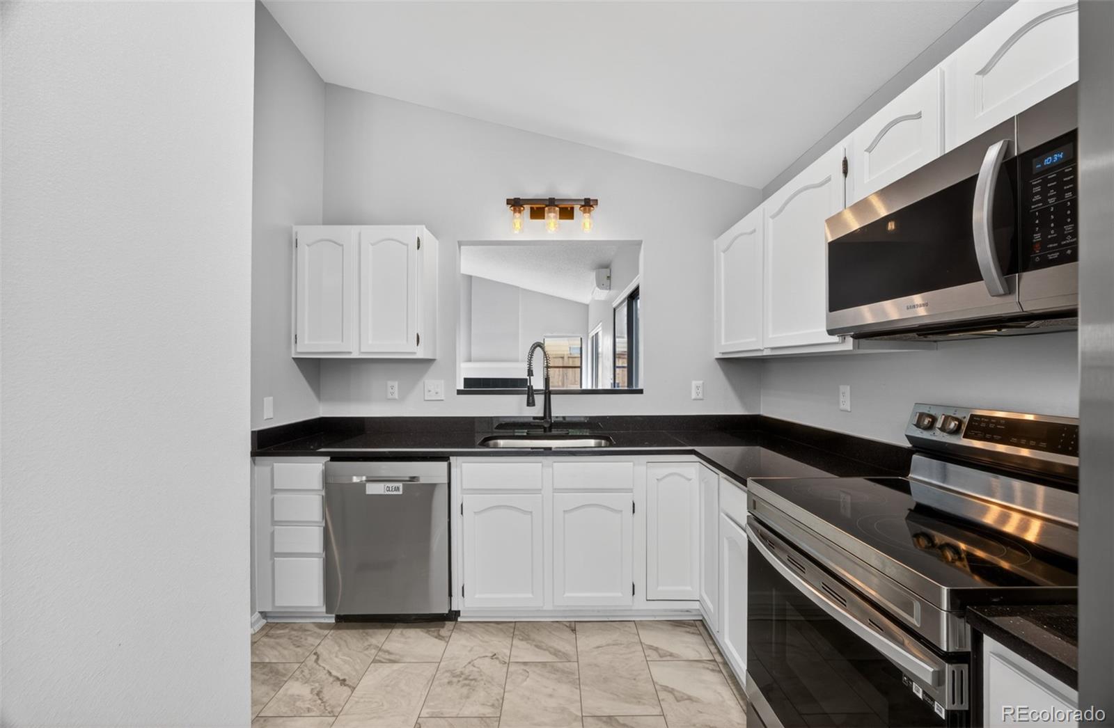 2284 S Kingston Court Aurora CO 80014