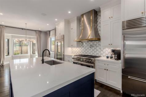 8017 S Valleyhead Way Aurora CO 80016