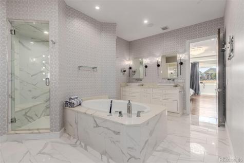 8017 S Valleyhead Way Aurora CO 80016