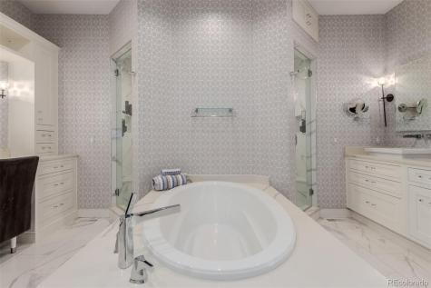 8017 S Valleyhead Way Aurora CO 80016