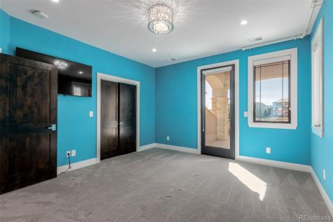 8017 S Valleyhead Way Aurora CO 80016