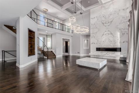 8017 S Valleyhead Way Aurora CO 80016