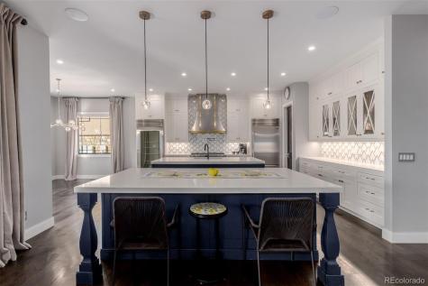 8017 S Valleyhead Way Aurora CO 80016