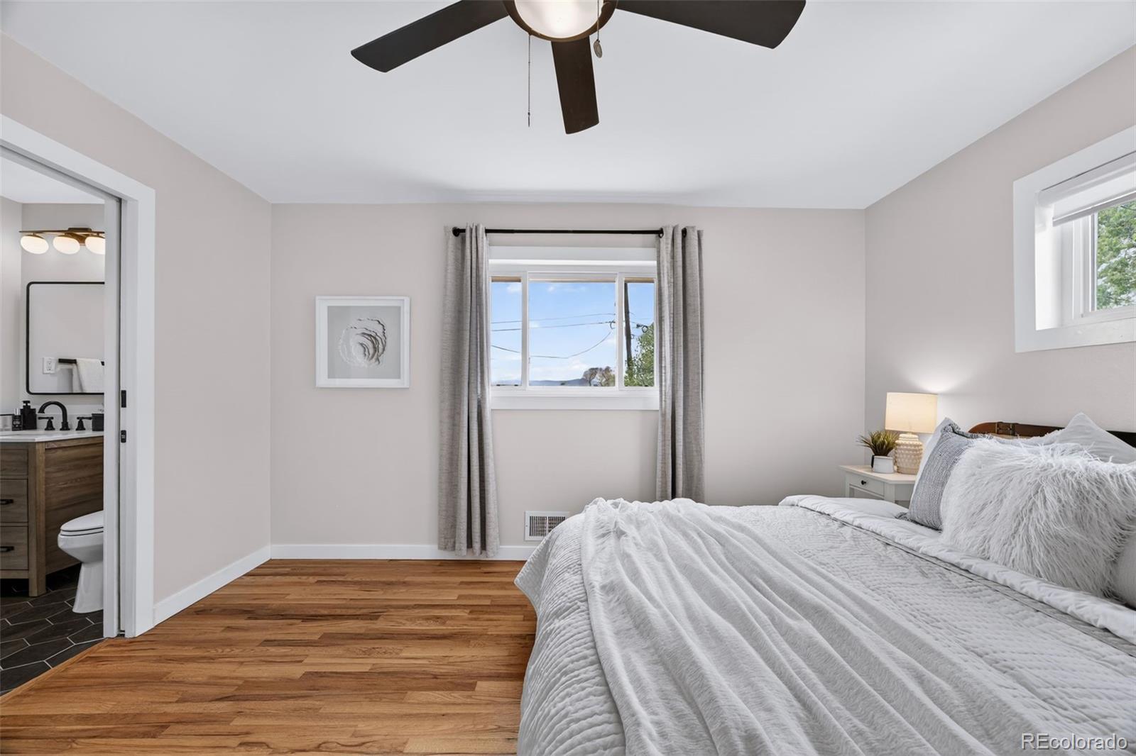 3075 S Holly Place Denver CO 80222