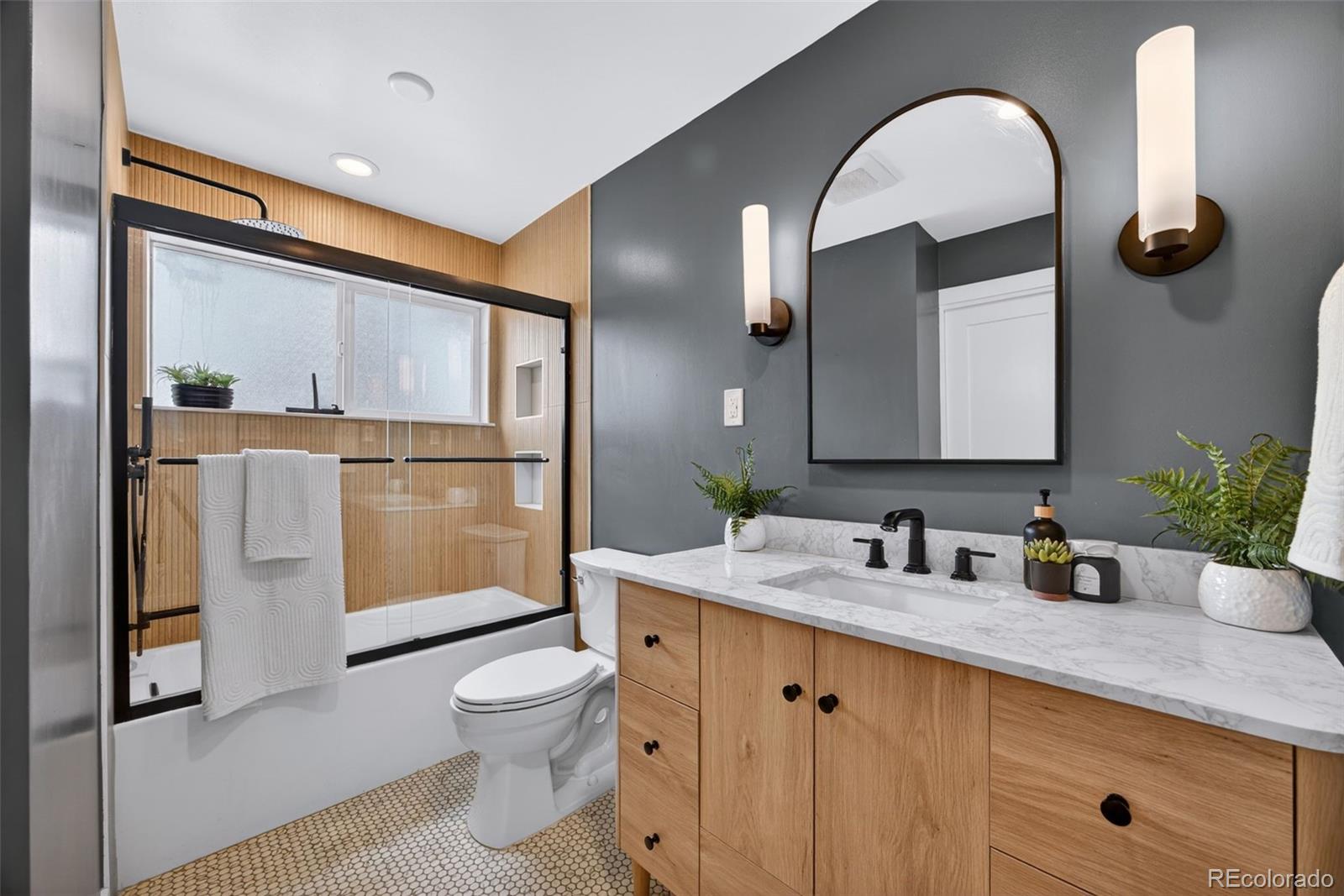 3075 S Holly Place Denver CO 80222