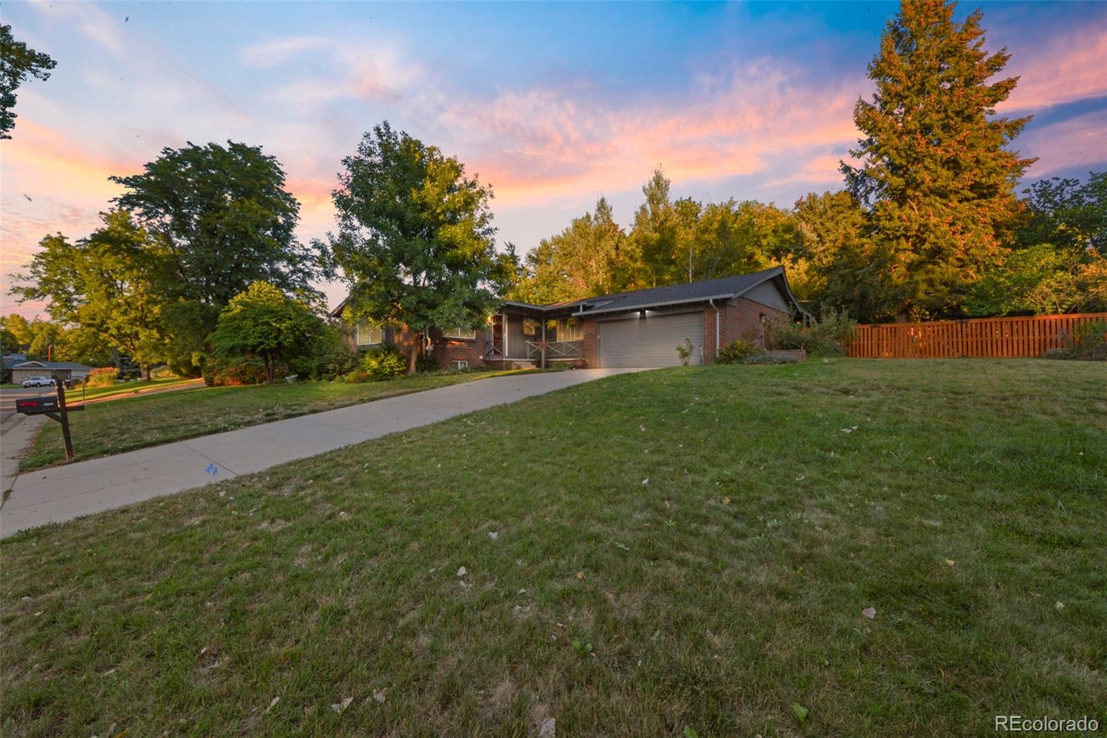 2110 Tabor Drive Lakewood CO 80215