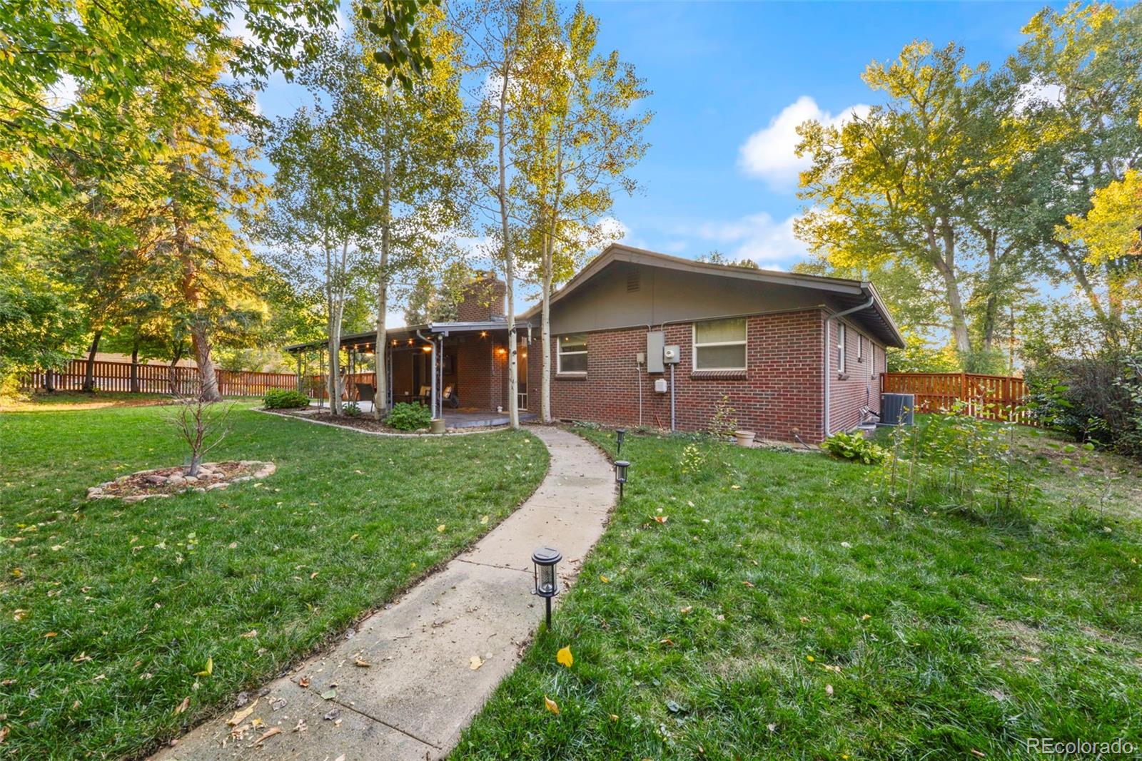 2110 Tabor Drive Lakewood CO 80215