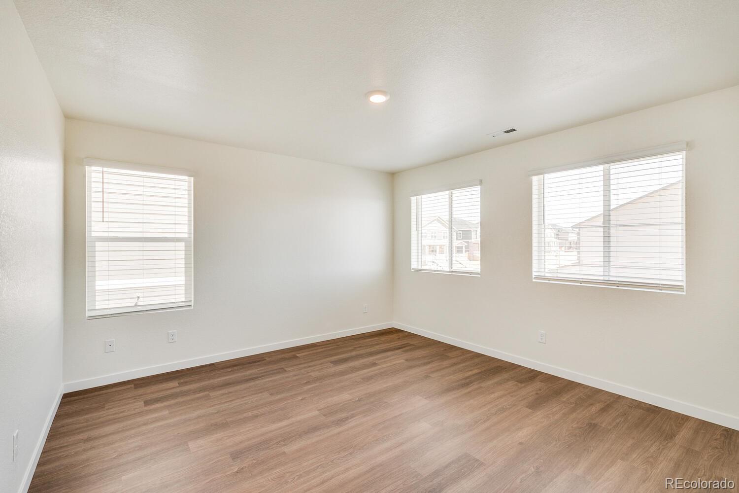 9825 Bahama Street Commerce City CO 80022