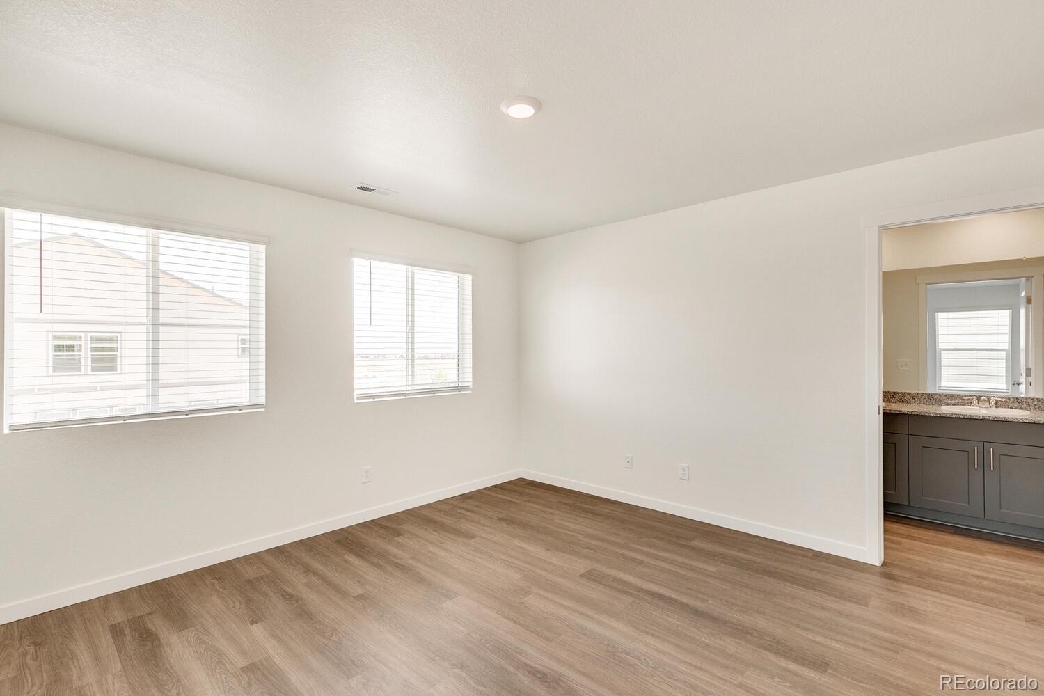 9825 Bahama Street Commerce City CO 80022