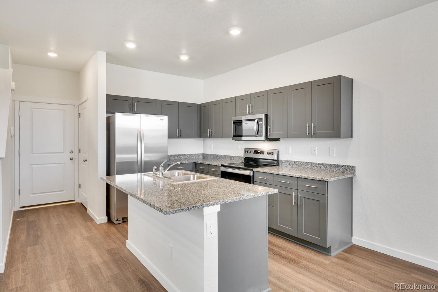 9825 Bahama Street Commerce City CO 80022