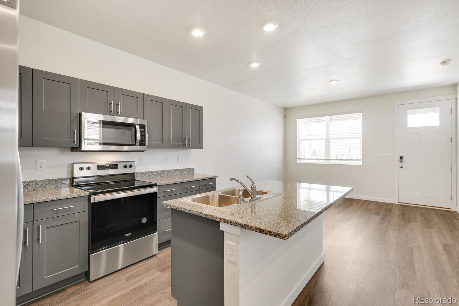 9825 Bahama Street Commerce City CO 80022