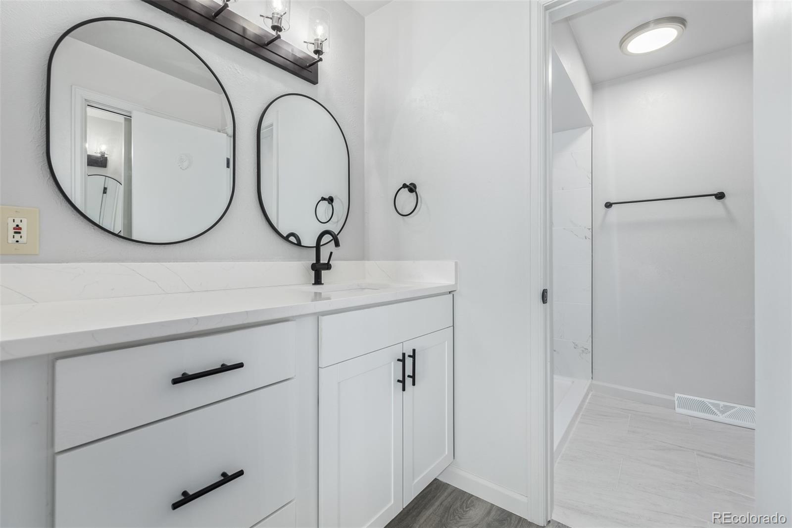 2538 S Dover Way Lakewood CO 80227