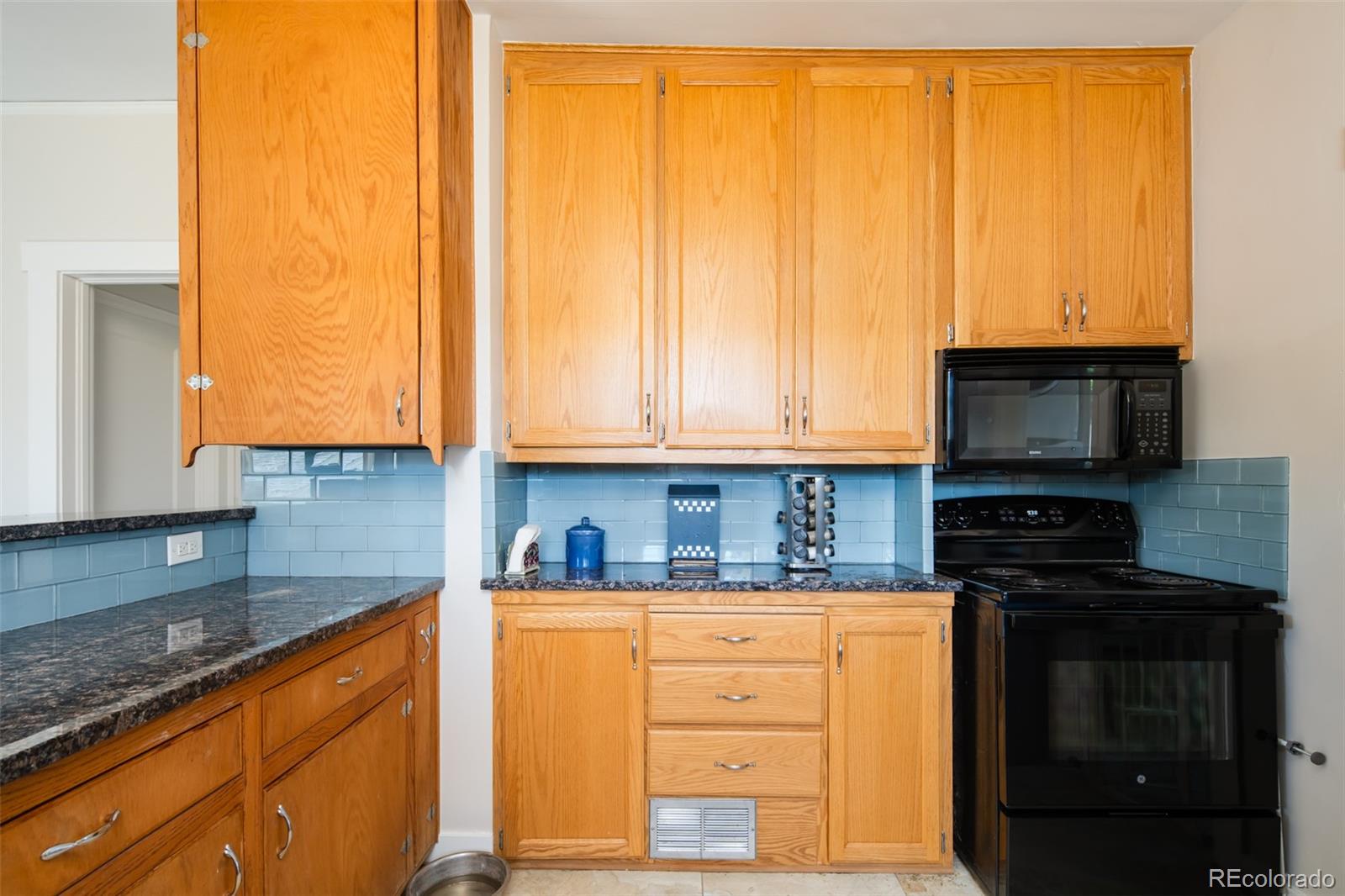 3435 W Hayward Place Denver CO 80211