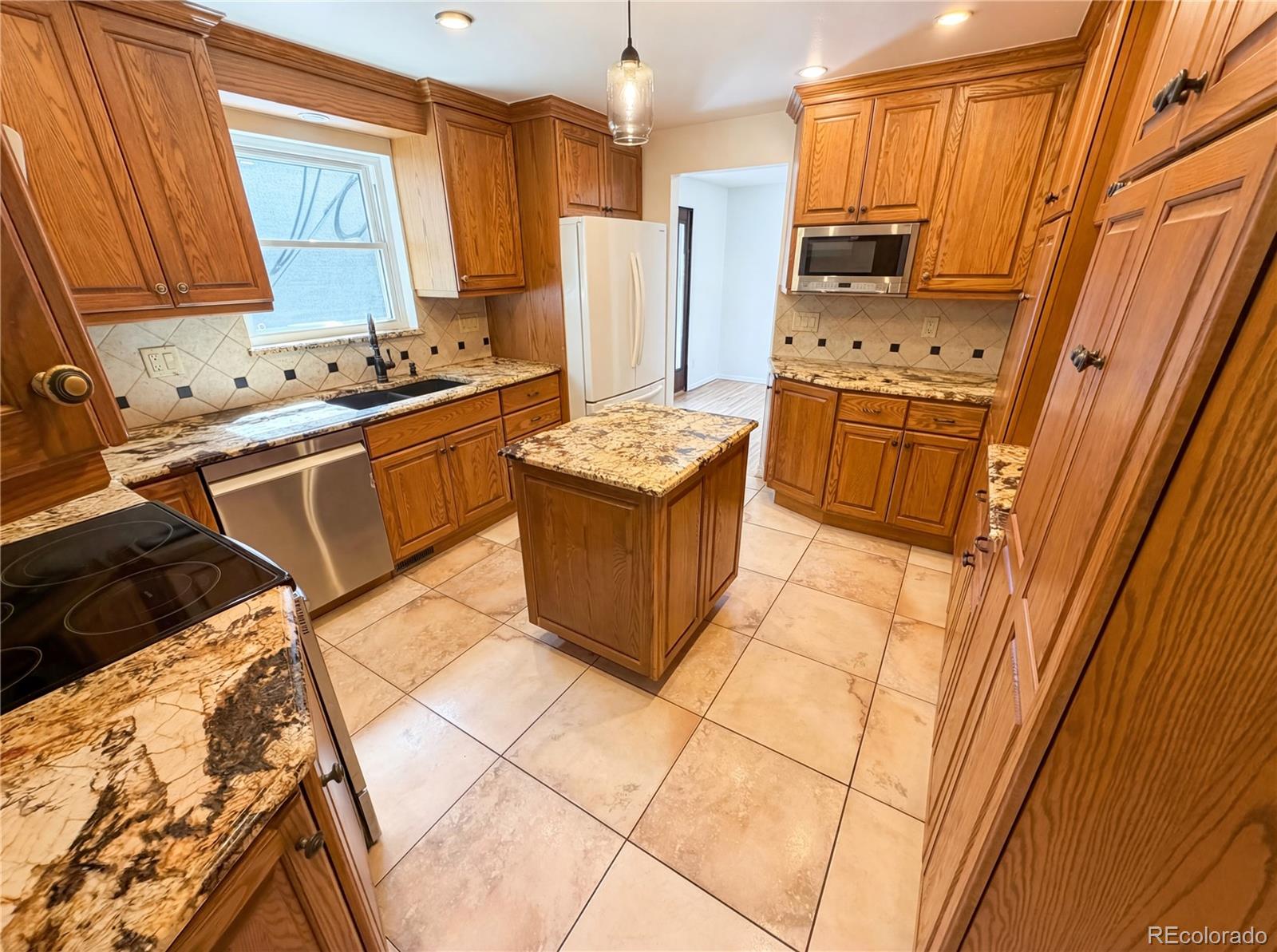 1760 S Oneida Street Denver CO 80224